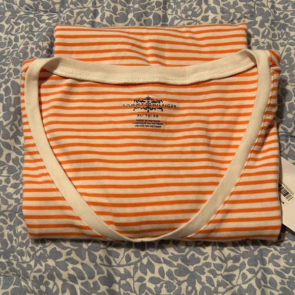 Tommy Hilfiger Women’s Striped V-Neck Tee XL NWT - Picture 7 of 7